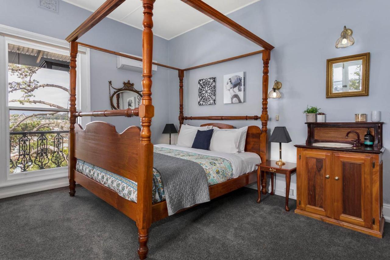 The Dragonfly Inn Launceston Buitenkant foto